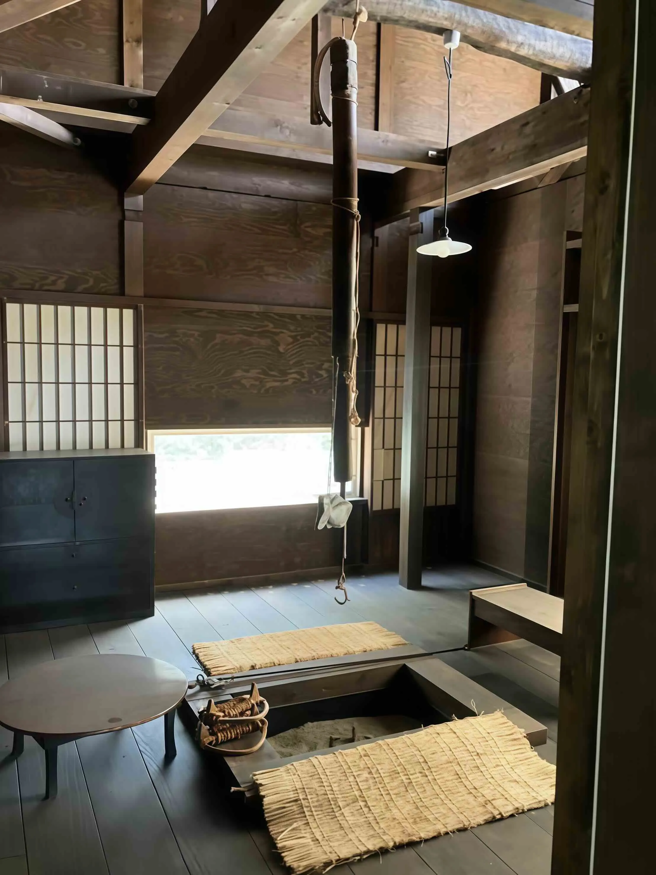 伊東 欧米風デザイナーズ住宅 囲炉裏