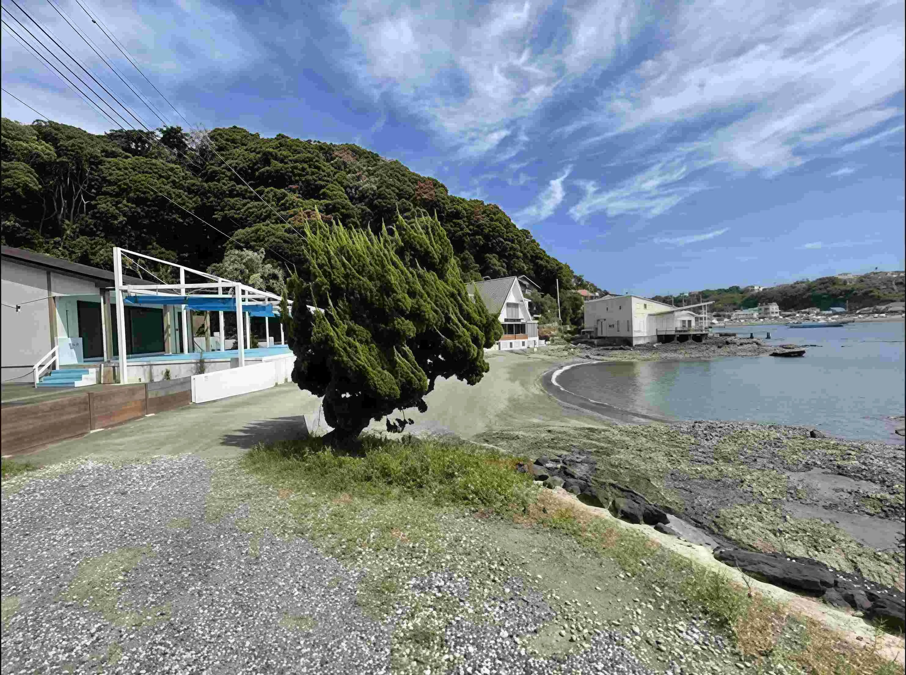 三浦市初声町中古戸建の周辺