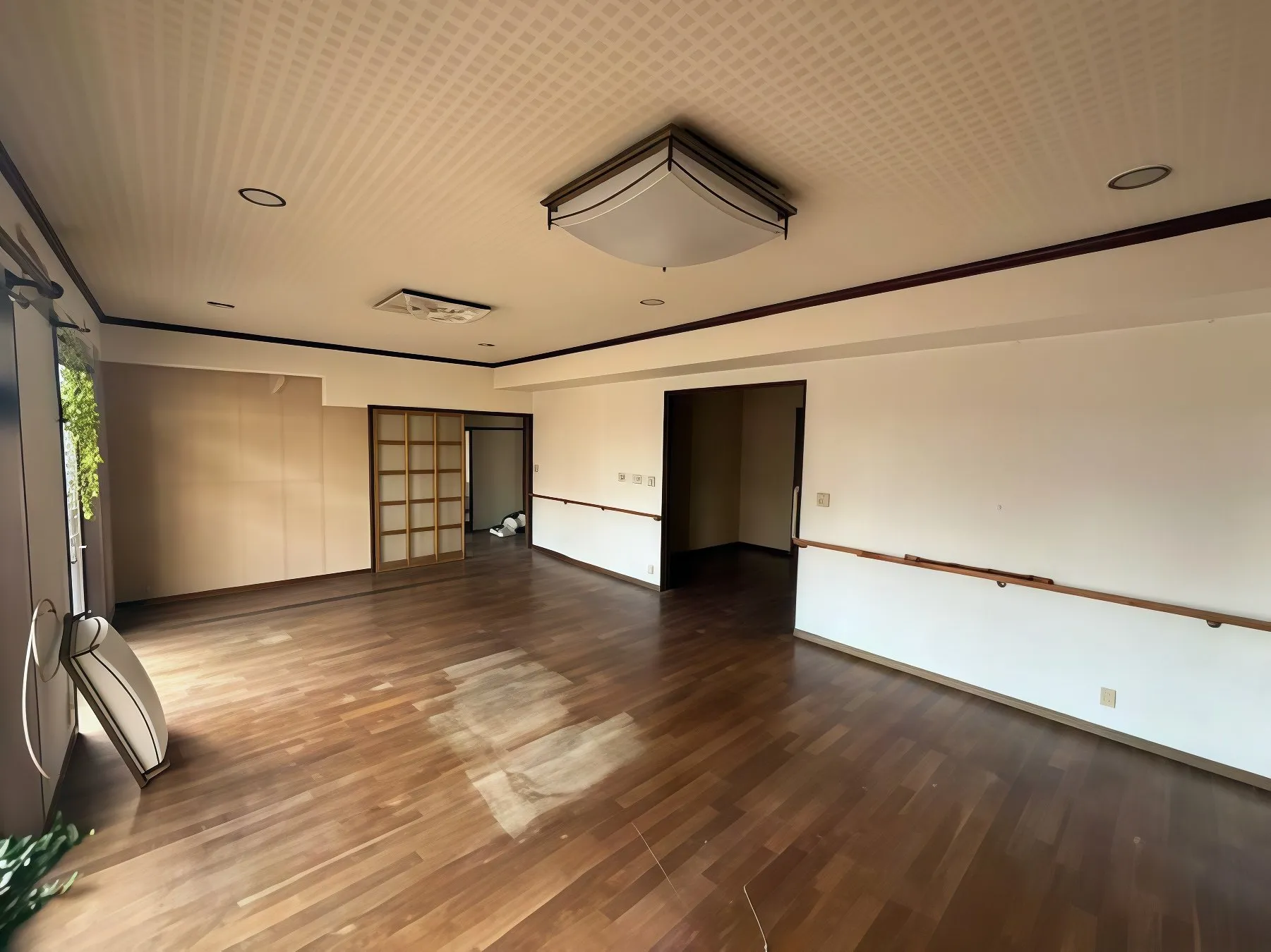 三浦市東岡町和風邸宅のリビング