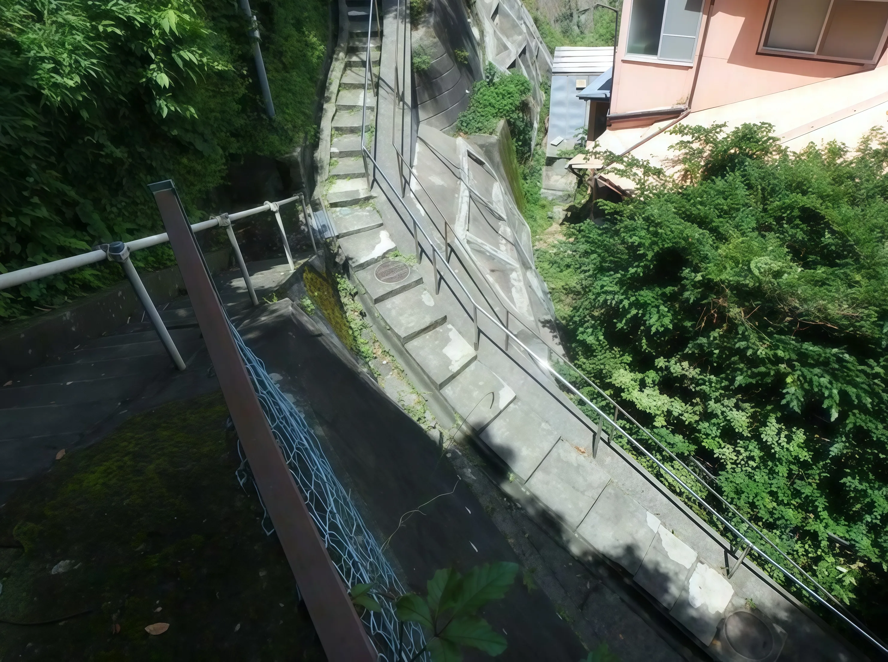 横須賀市三春町売地の外階段