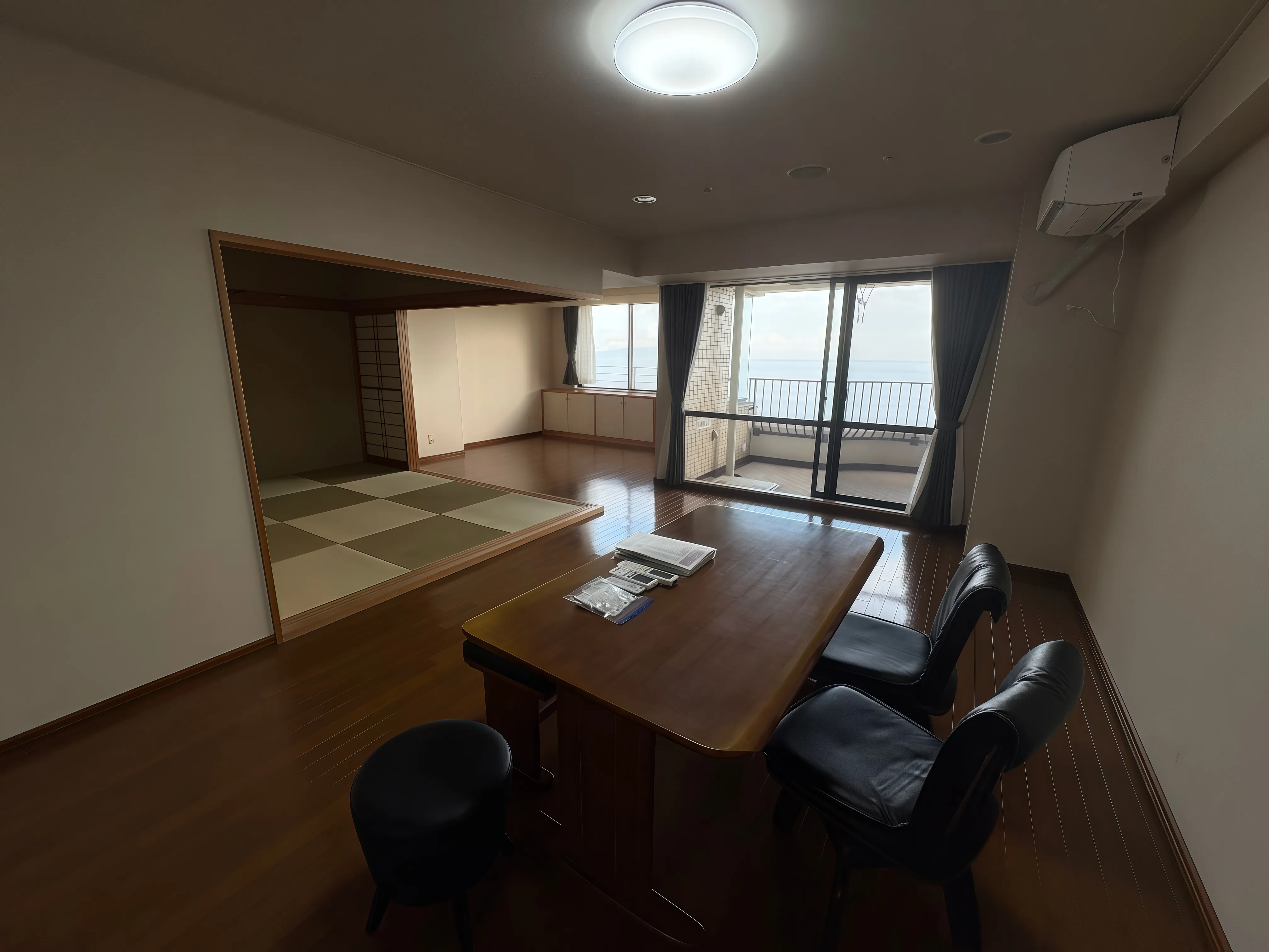 東伊豆町熱川リゾートマンションの和・洋室