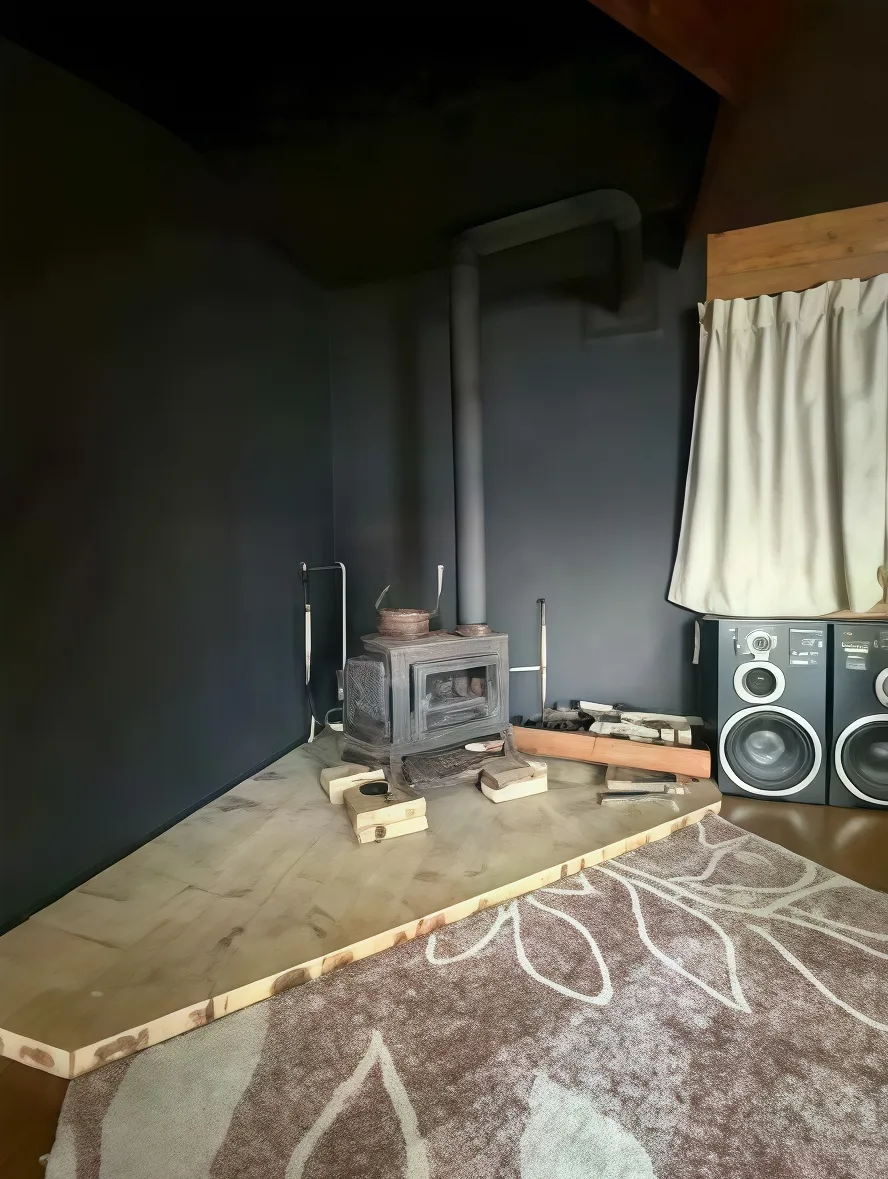 白子町大型平屋中古戸建の薪ストーブ