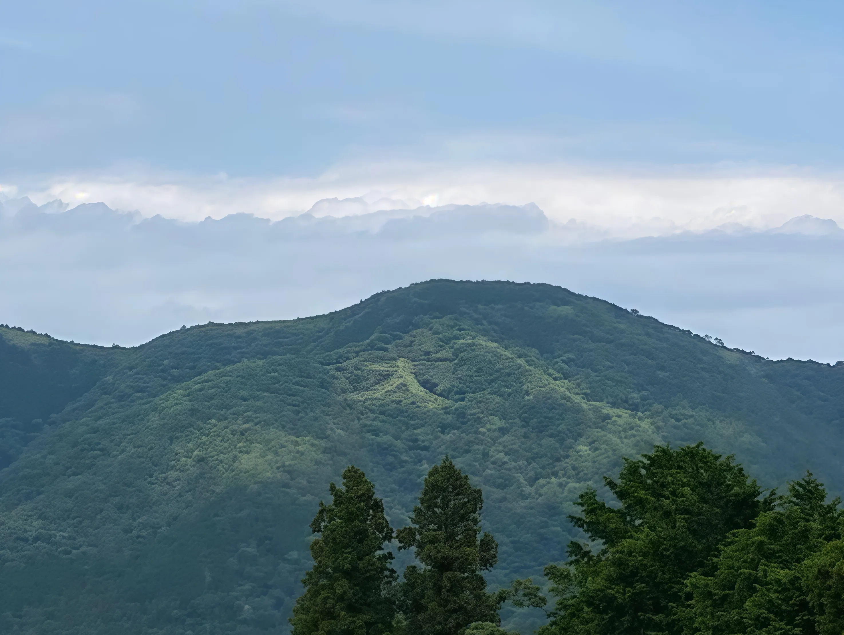 箱根強羅運営中旅館の周辺環境(山並)
