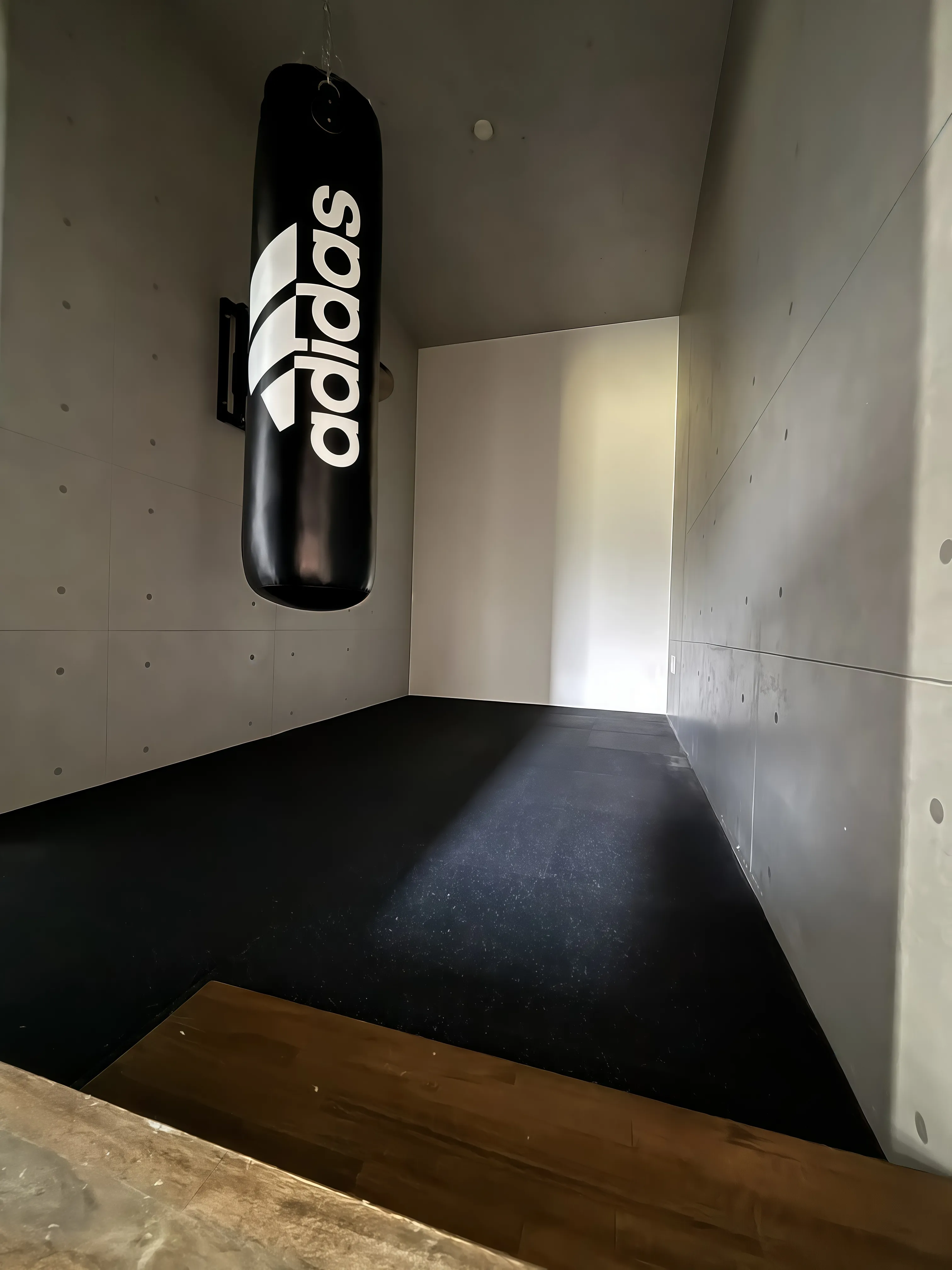 うるま市勝連オーシャンビュー平屋戸建のサービスルーム