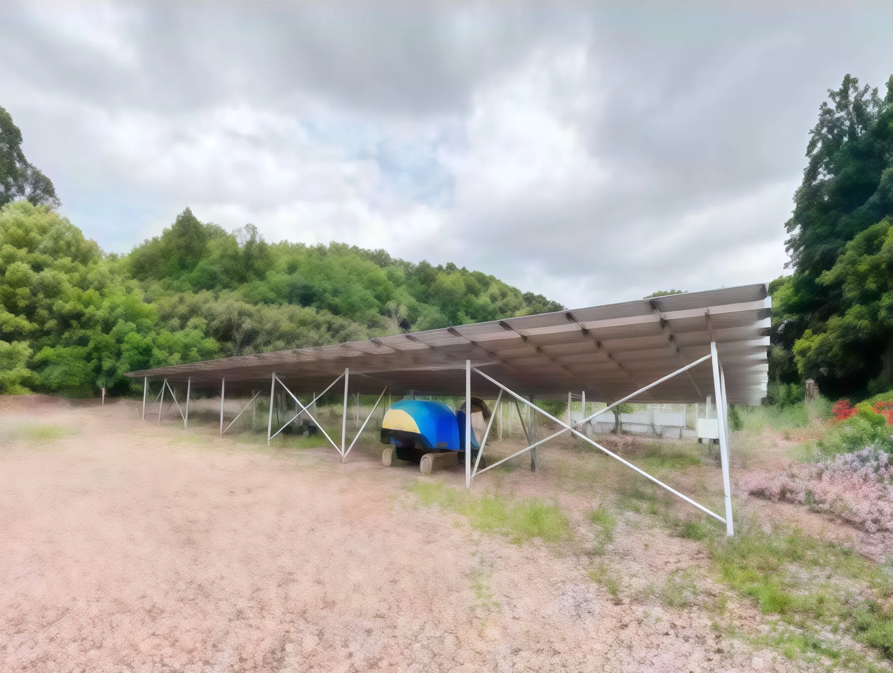 館山市沼 広大敷地戸建の太陽光発電パネル