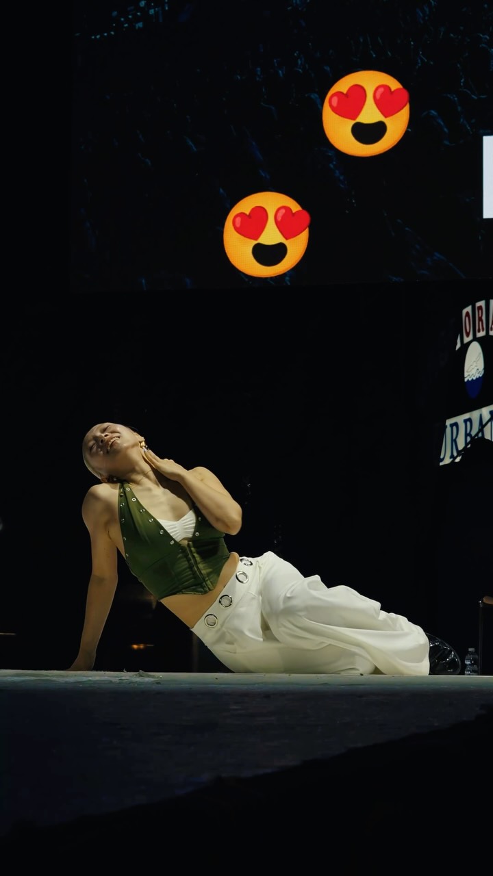 GIVE IT UP | JUDGE DEMO 

By @locker.zee 🔥

🎥: @tonyalbicocca @eleonorachiarii 

______________

#itstheweekbaby #goodvibesonly #onelove 

Special thanks to: 
@comunedicesenatico @visit.cesenatico 
@danceplus.it @bper_banca