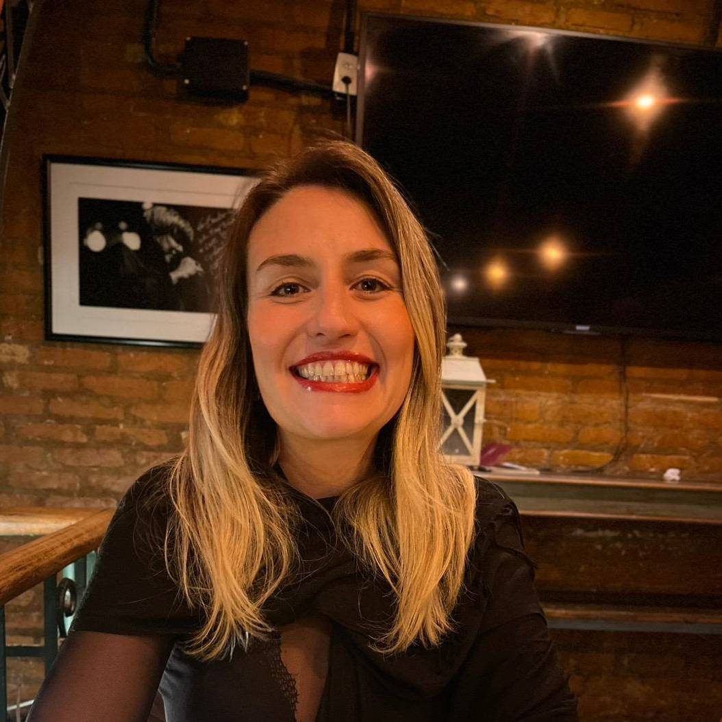 Núbia Gabriela Scavone Barbosa 