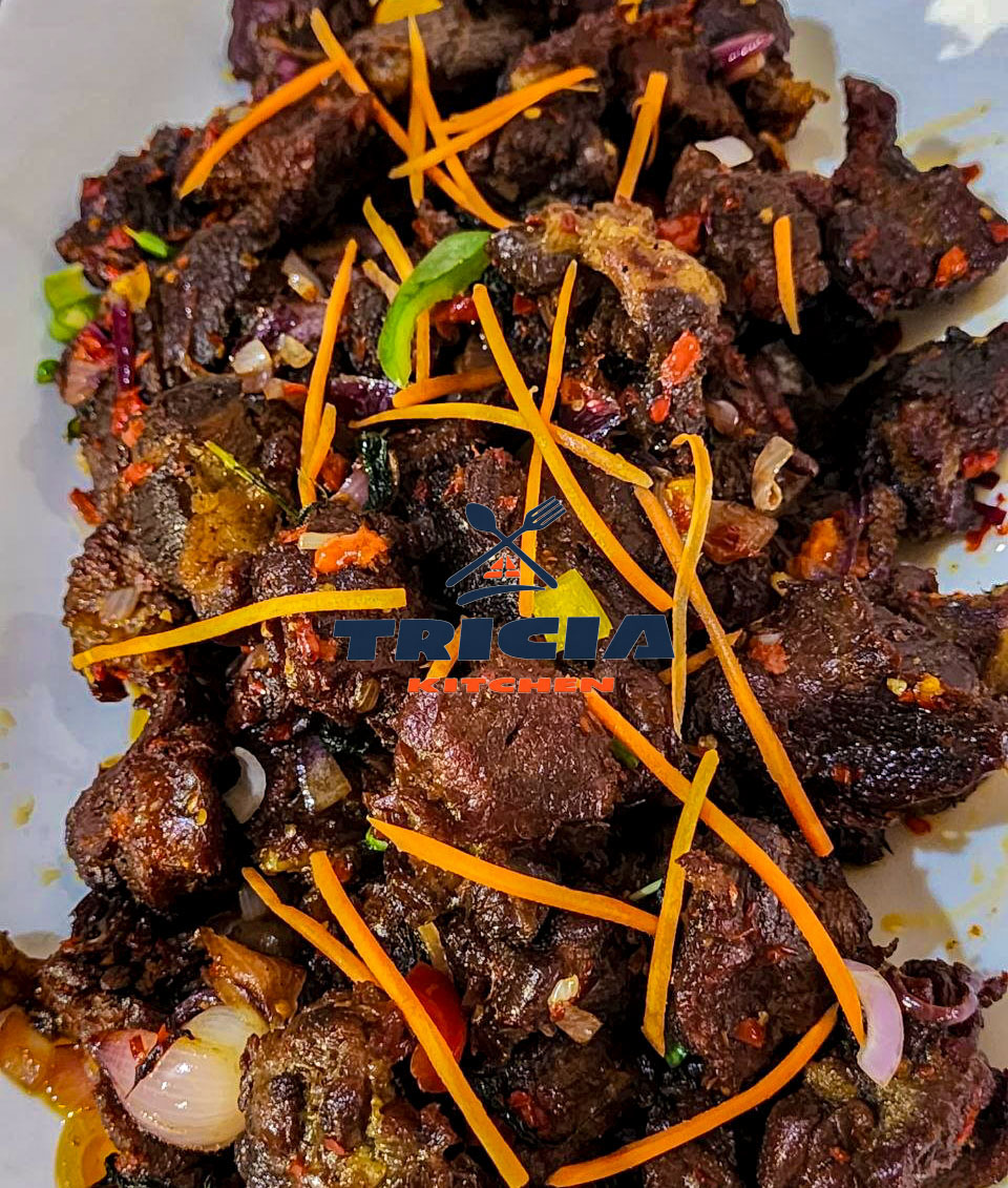 Garnished Spicy Fried Meat