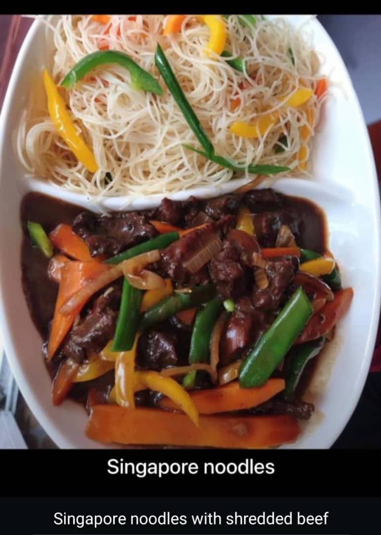 Singapoor Pasta & Beef Sauce