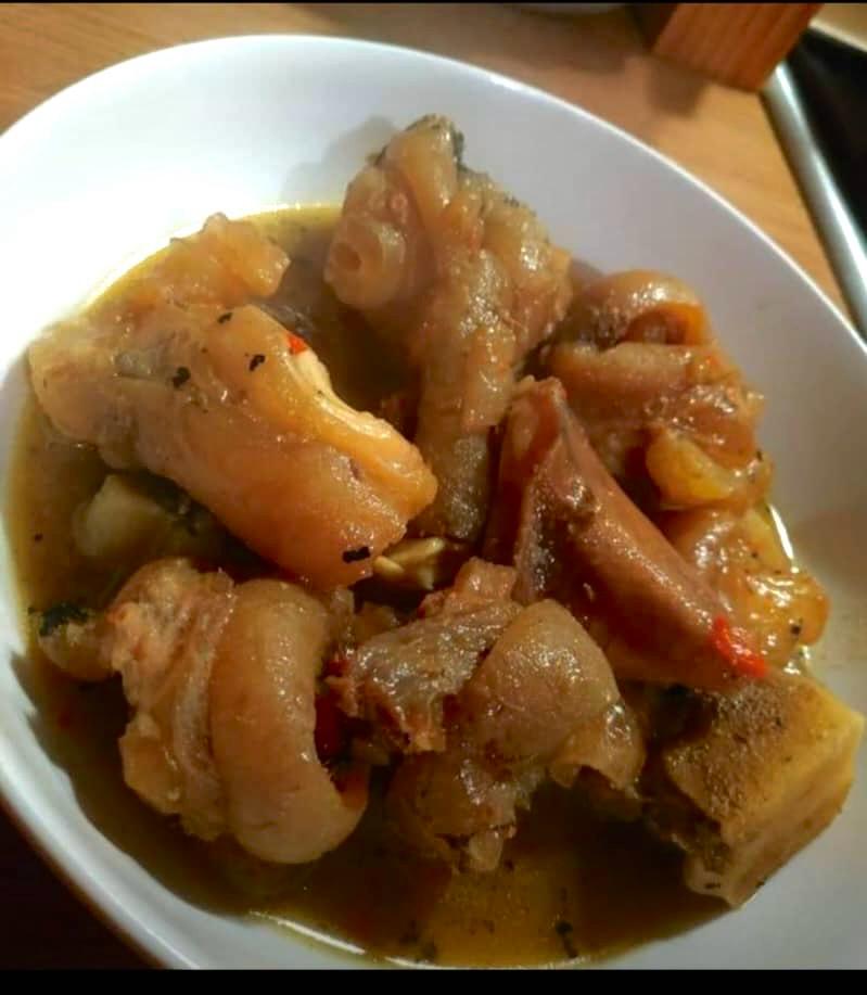 Cowleg pepper soup with Agidi