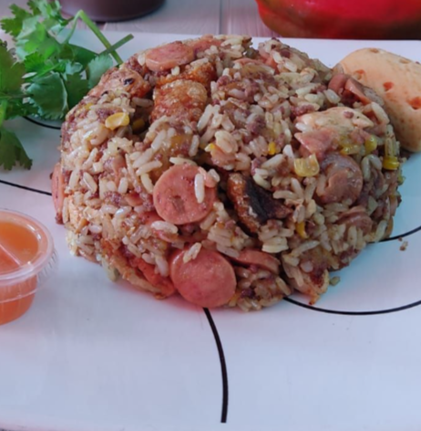 Arroz Paisa con Chicharrón