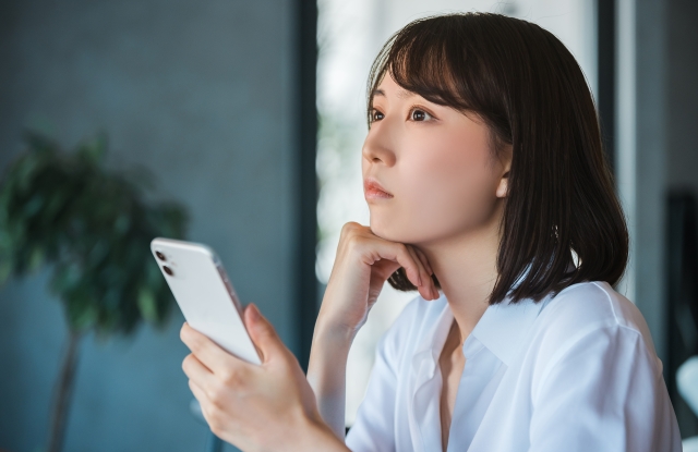「転職」と「休職」で揺れ動くあなたへ――後悔しないキャリア選択のための徹底ガイド