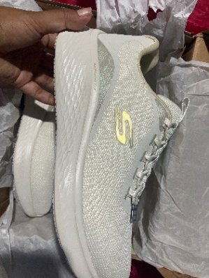 Zapatillas SKECHER en caja T37