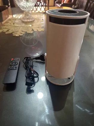 Proyector F100