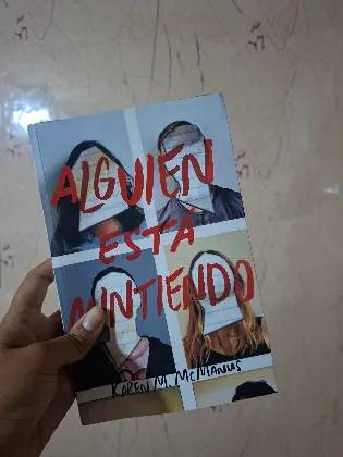 Alguien esta mintiendo