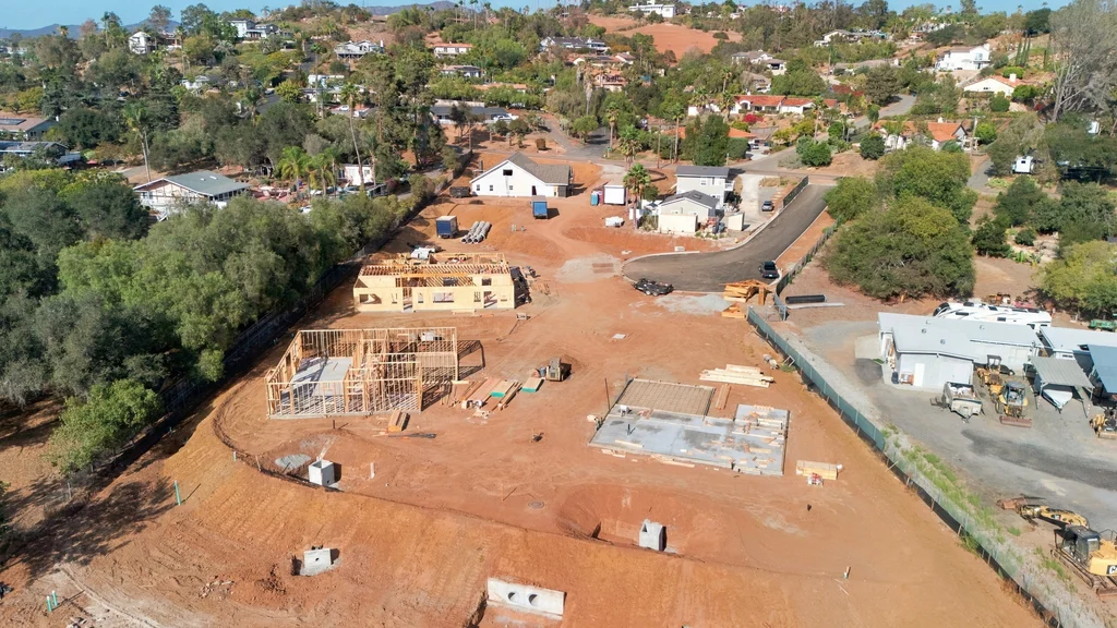 DJI_20260915161933_0407_D