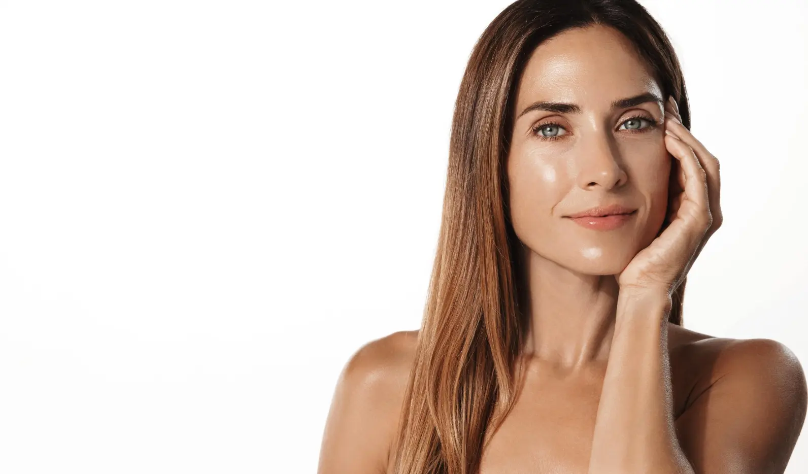 Woman receiving Oxiglow facial treatment
