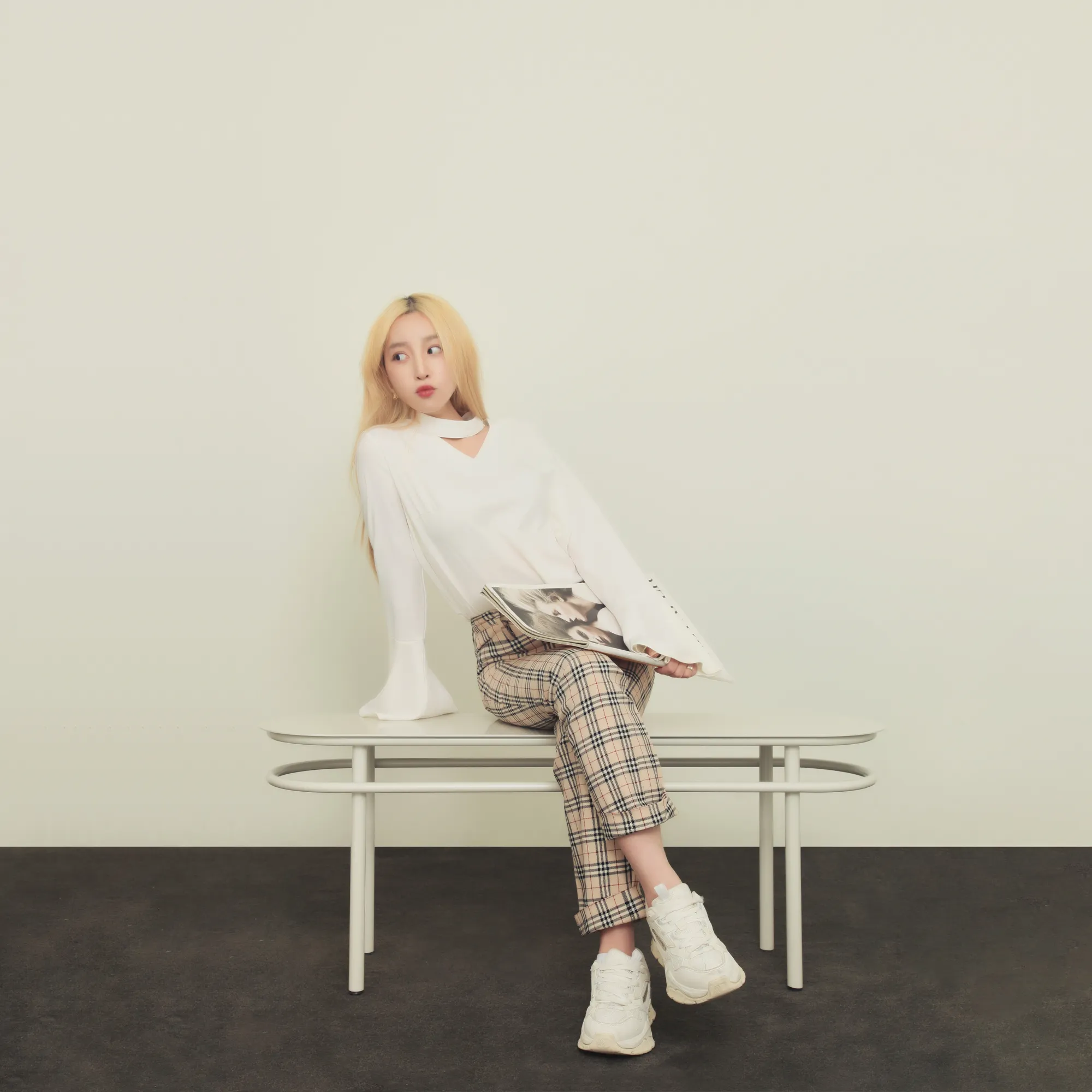 헤지스튜디오 셀프사진&증명사진관 강동천호잠실점