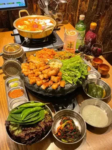 [유성구] 산장삼겹 대전봉명점