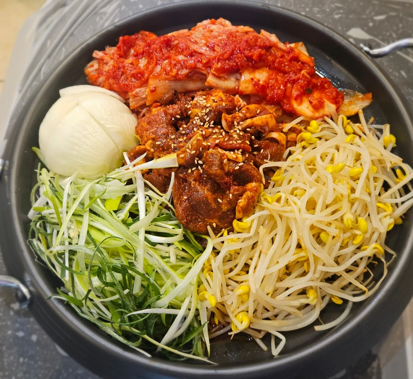 꽃수니 두루치기