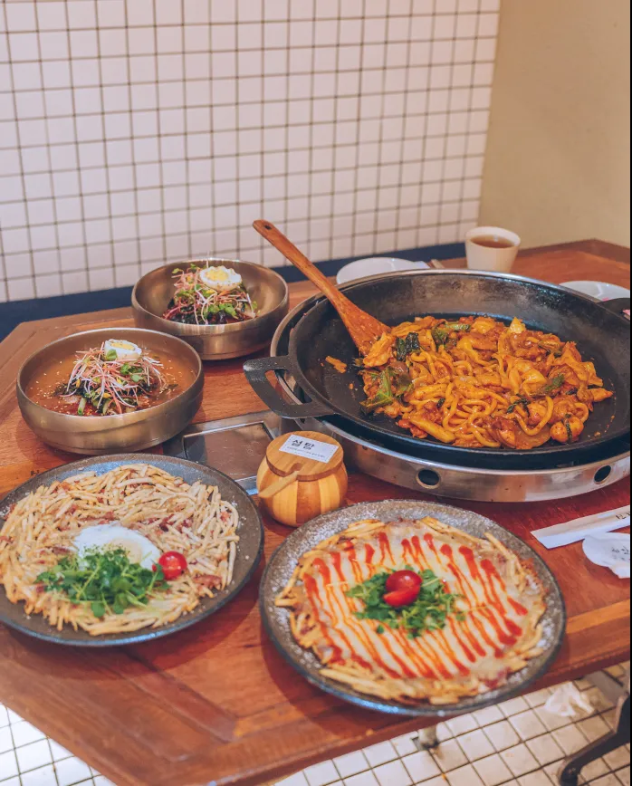 신림춘천집 나혜석거리점