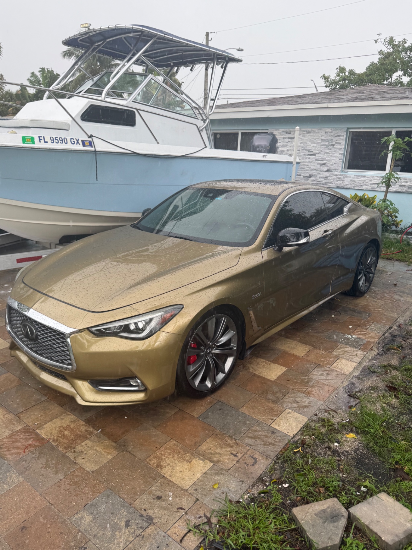 2019 Infiniti Q60 Red sport 400 — rebuilt & branded title, 23% below market