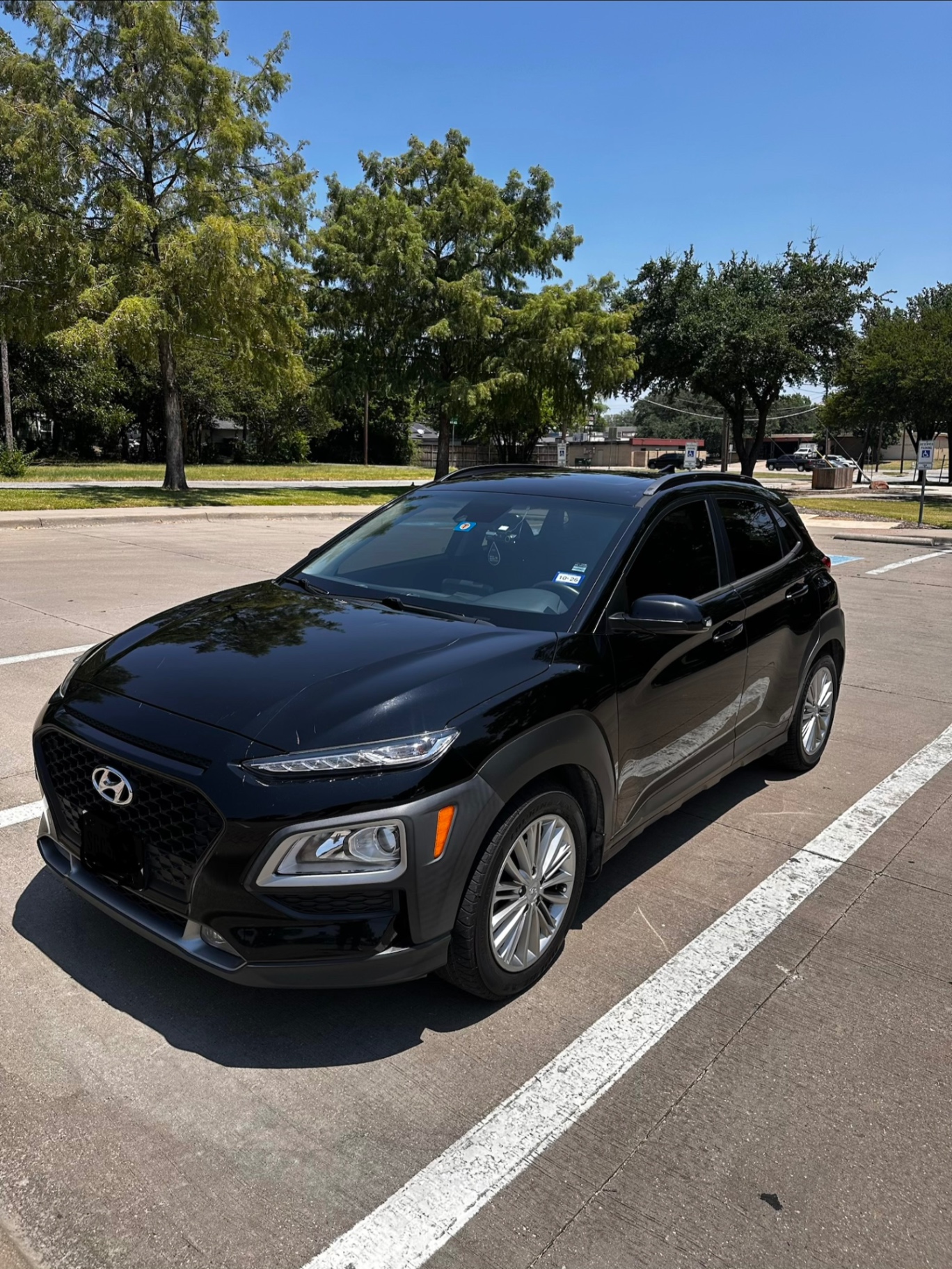 2021 Hyundai Kona SEL PLUS — rebuilt & branded title, 22% below market
