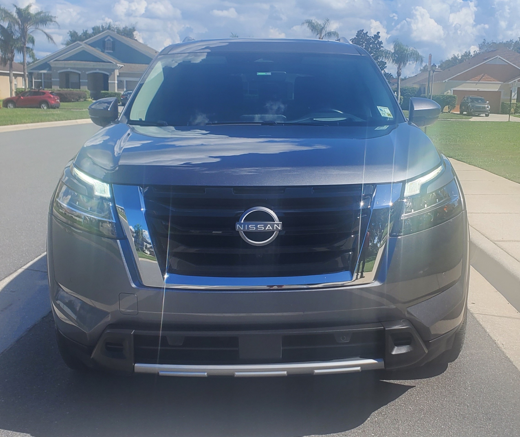 2024 Nissan Pathfinder PLATINUM — rebuilt & branded title, 17% below market