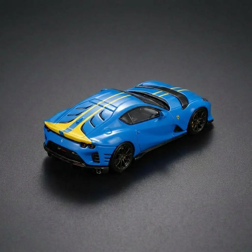 Ferrari 812 Competizione thumb 7
