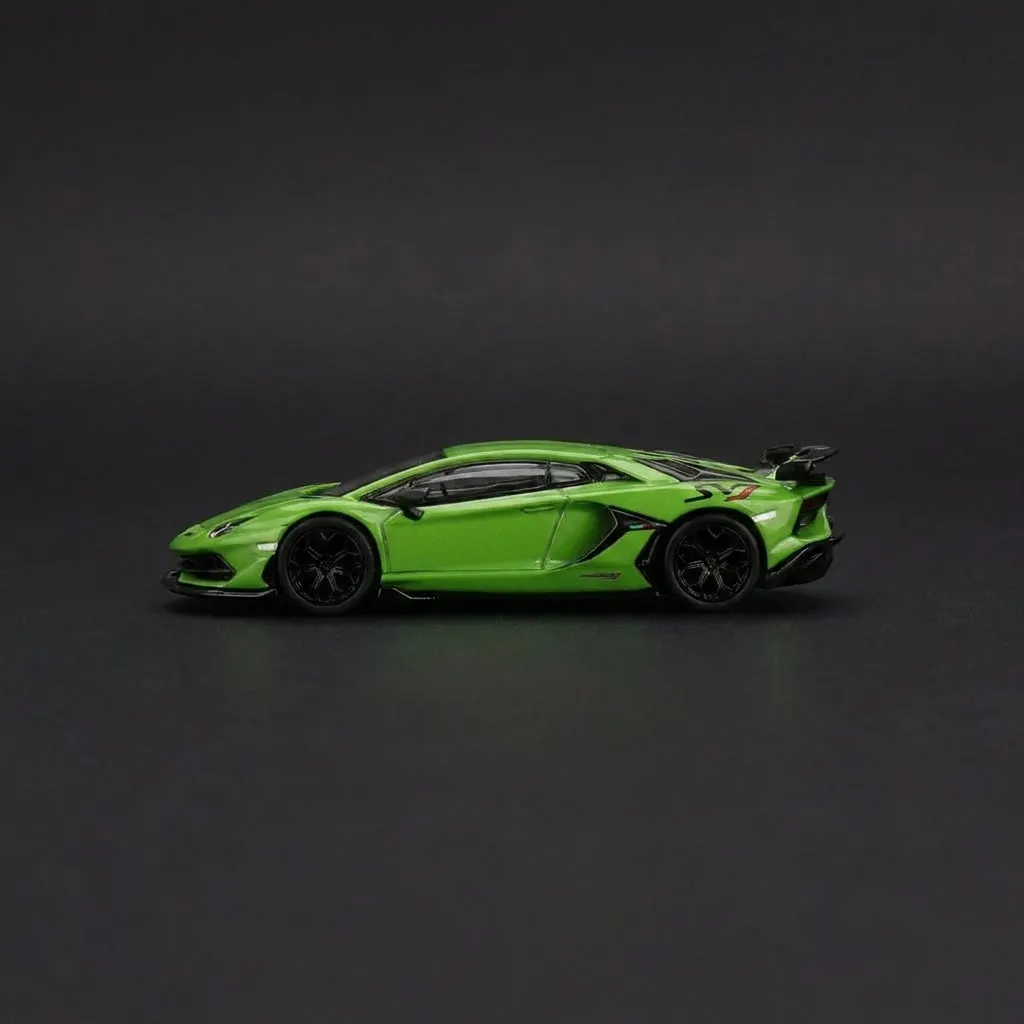 Lamborghini Aventador SVJ MiniGT thumb 9