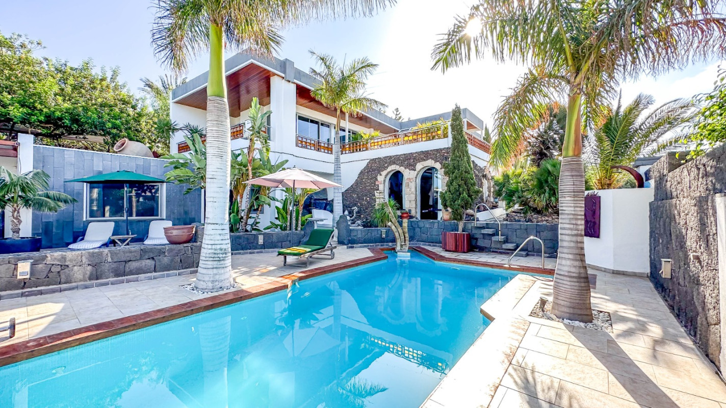 5-bed Villa in Las Breñas – photo 2