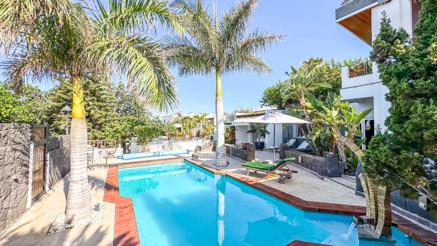 5-bed Villa in Las Breñas – photo 4