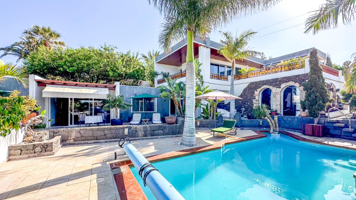 5-bed Villa in Las Breñas – photo 5
