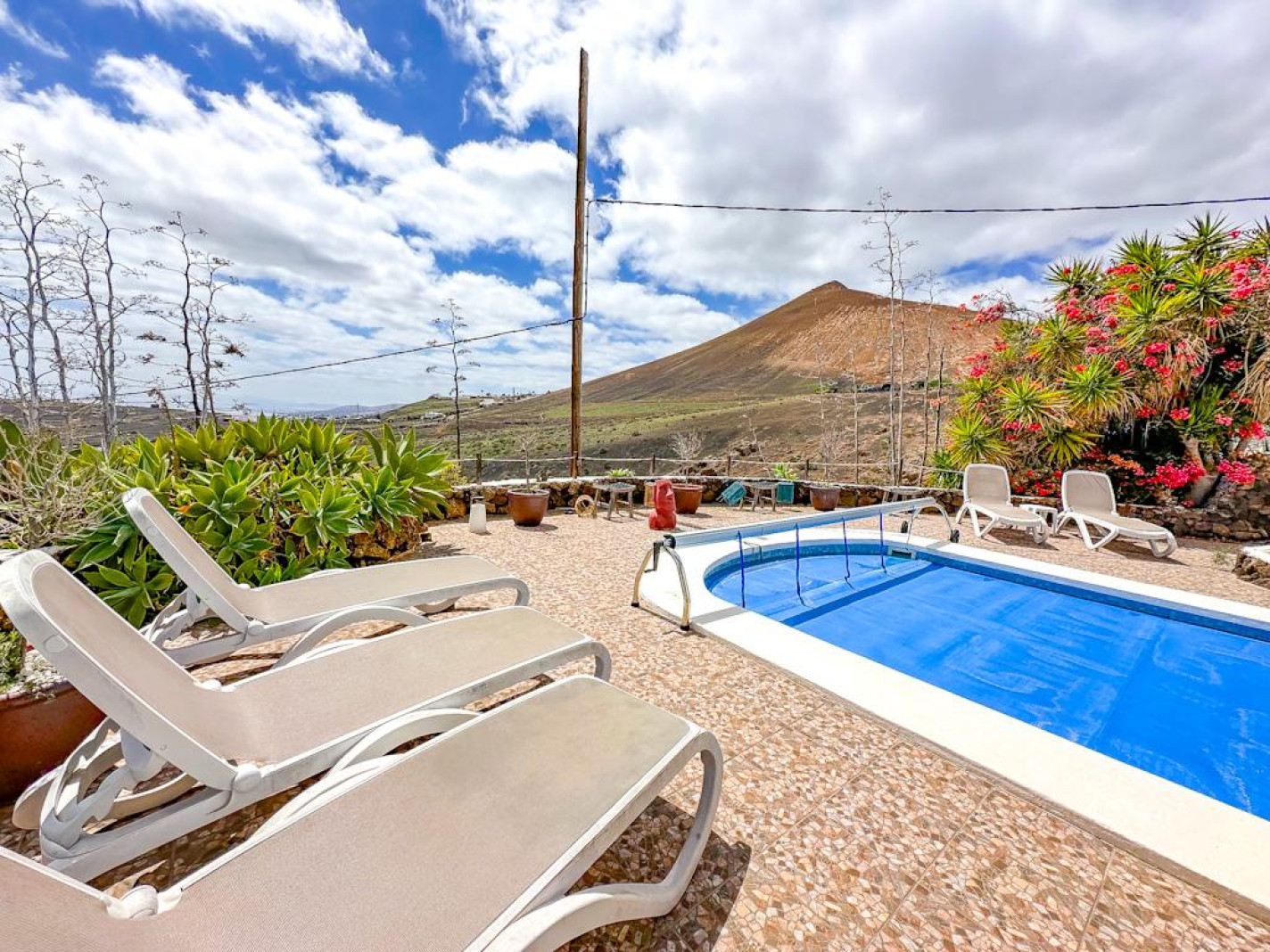 5-bed Villa in La Asomada – photo 4