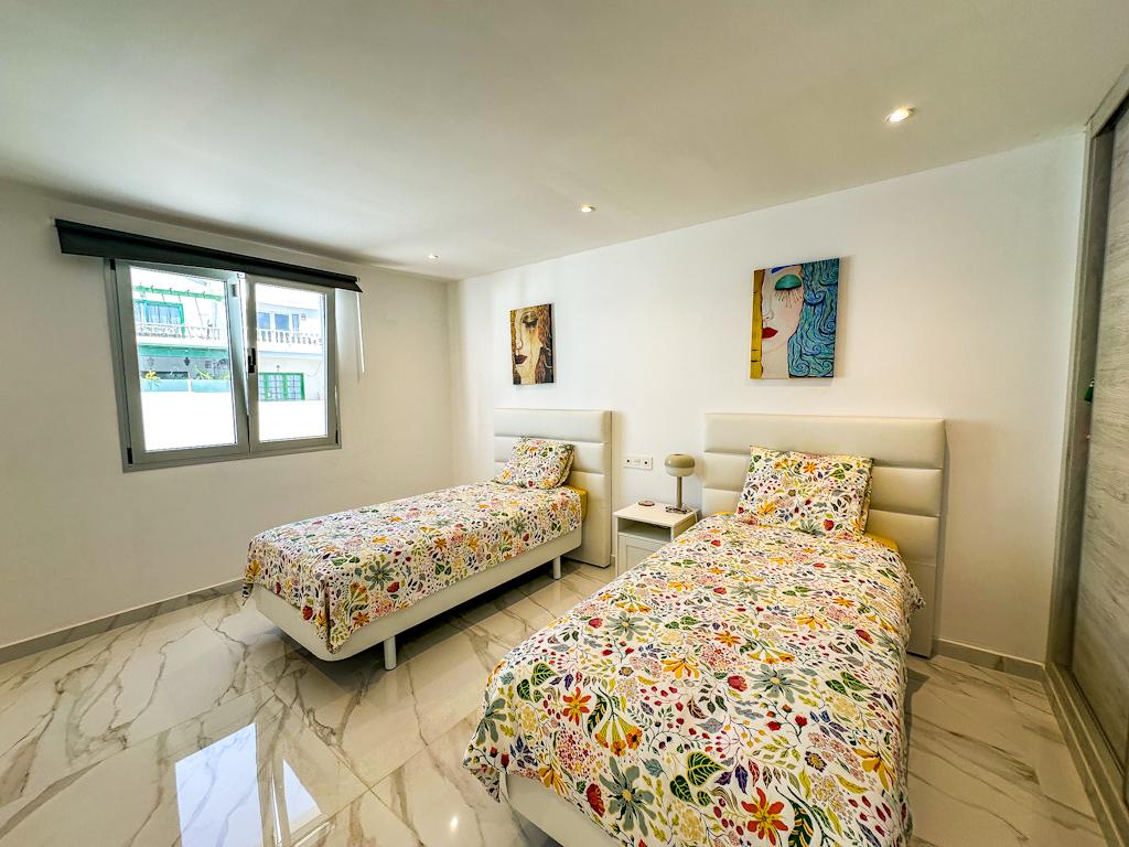 2-bed Apartment in Puerto del Carmen – photo 3