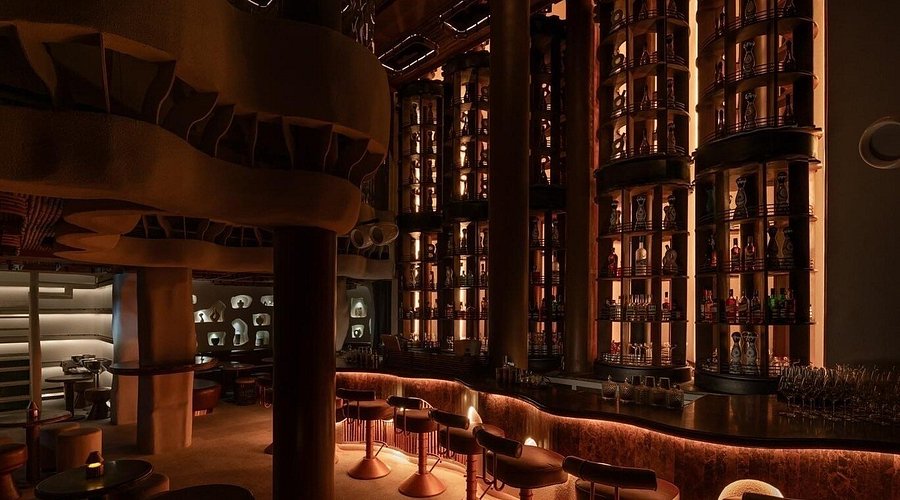 Greece bars in Sukhumvit