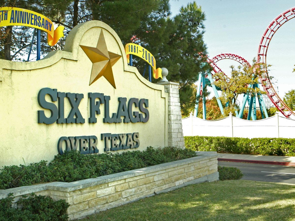 Six Flags Over Texas