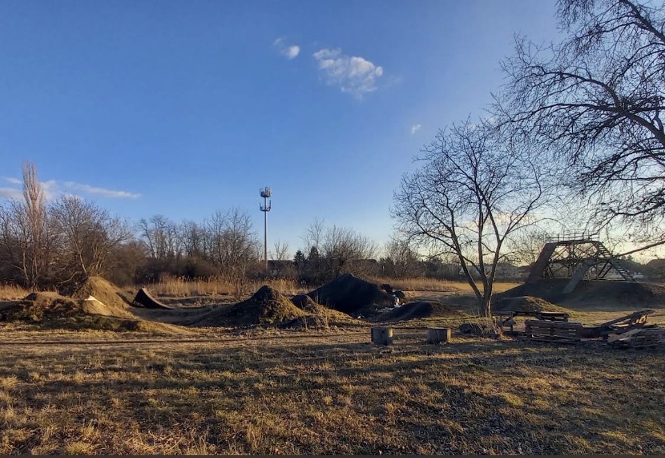 hijackers bike park trail photo 5