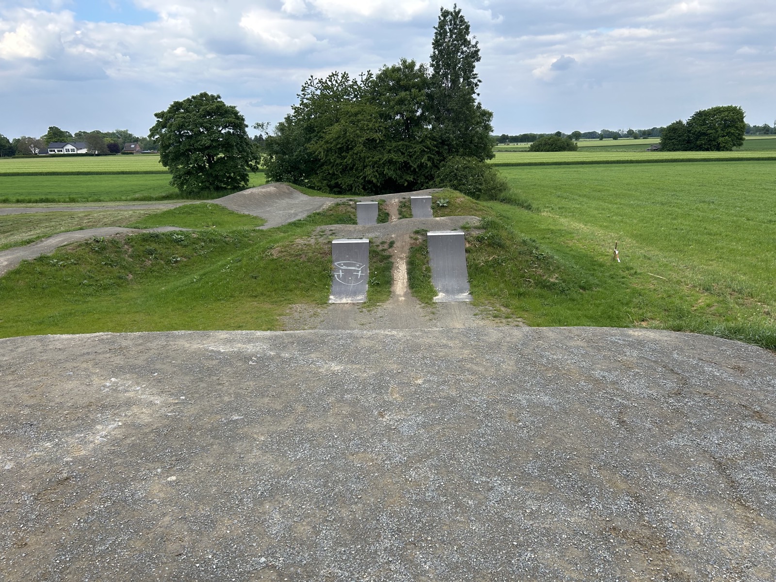 Dirt Jumps Flamersheim trail photo 1