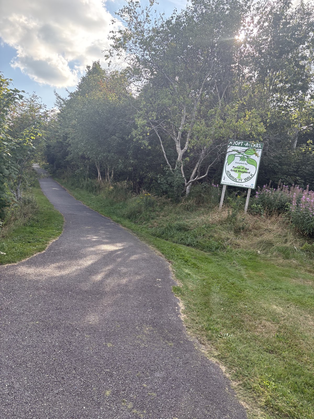 Admiralty Walk trail photo 1