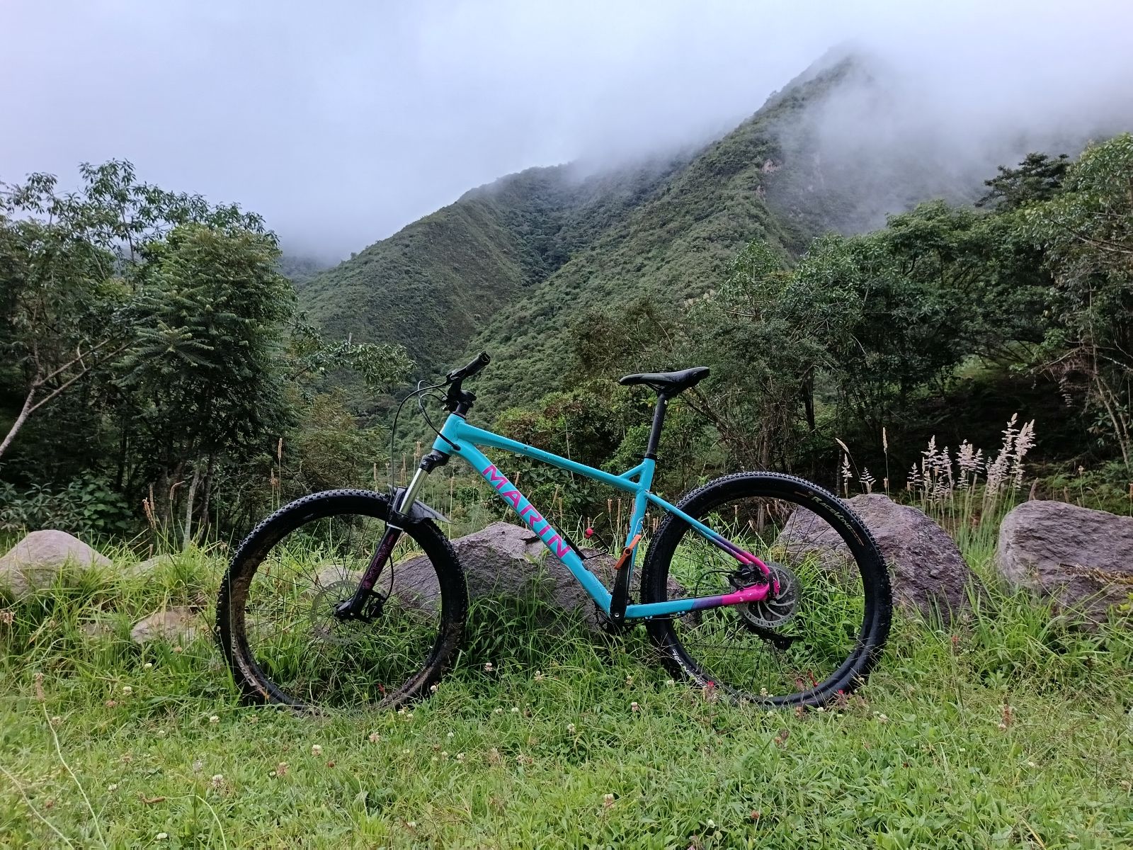 Pululagua Decent (unmarked) trail photo 1