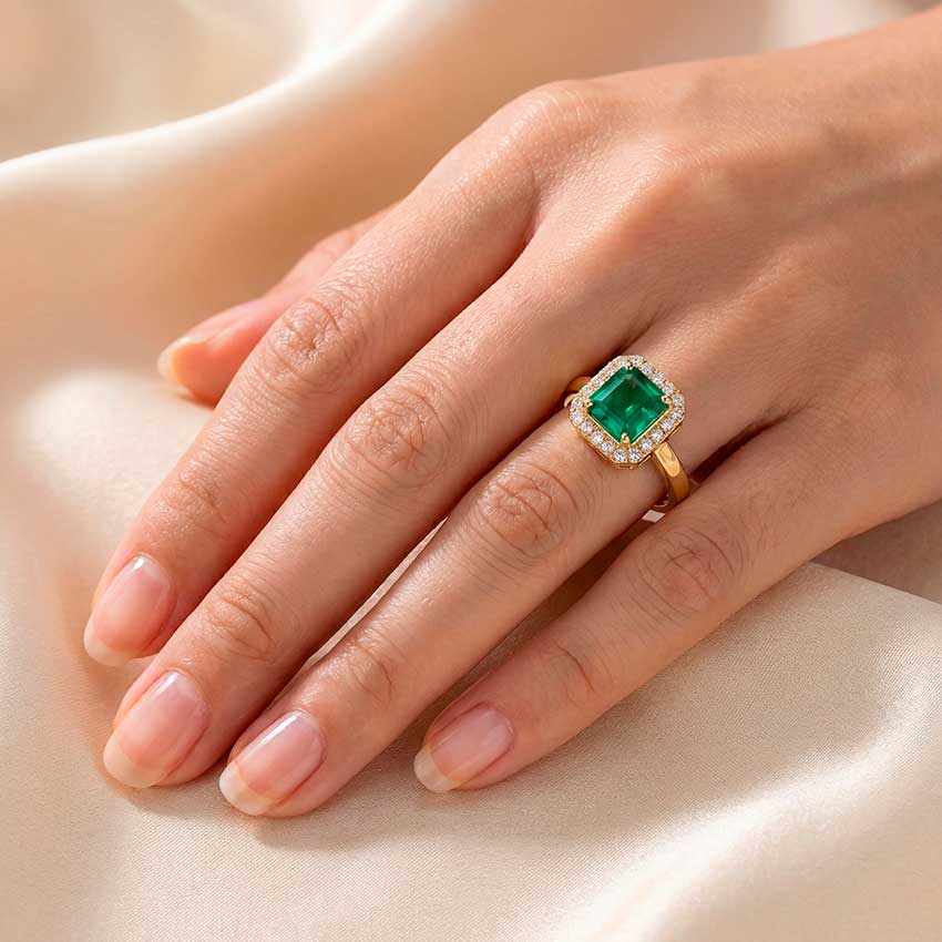 Llévate una joya única | Anillo de oro, esmeralda natural y diamantes - 5