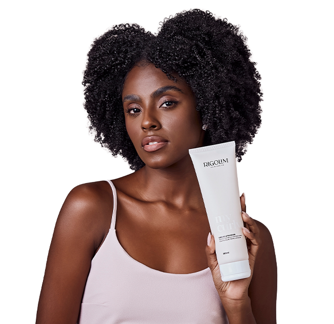 Modelos segurando Perfect Cream Rigolim