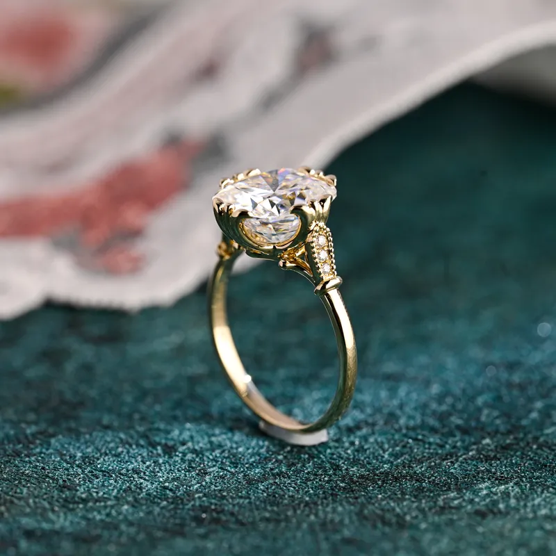  cushion cut engagement ring