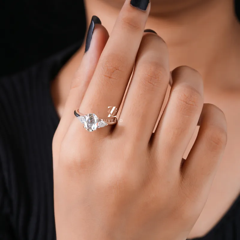 oval cut engagement ring in platinum