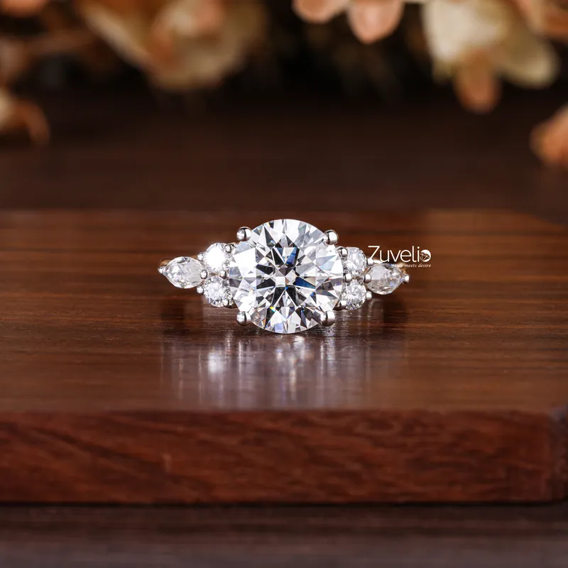round cut engagement ring