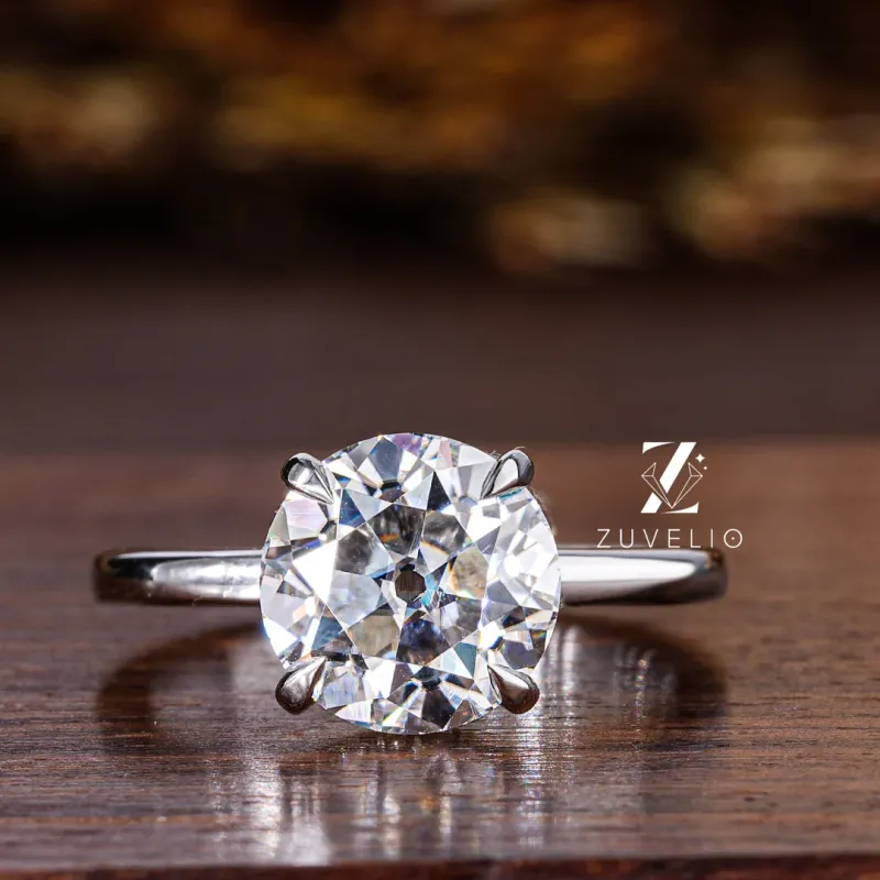 round cut engagement ring
