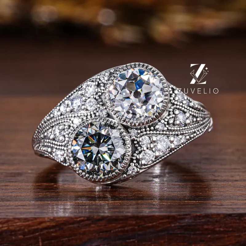round cut engagement ring