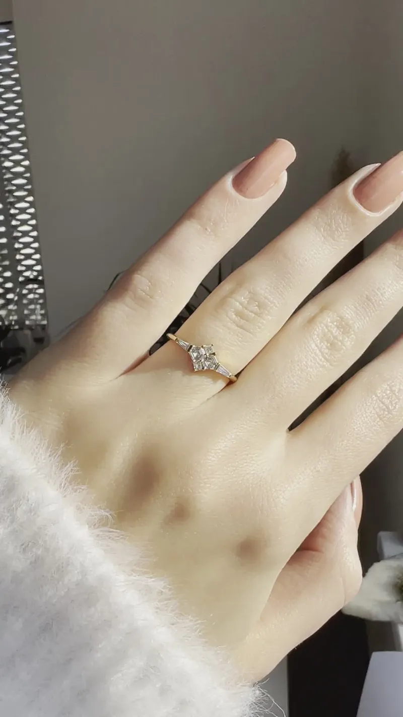 IVY ART DECO DIAMOND CLUSTER RING view 8