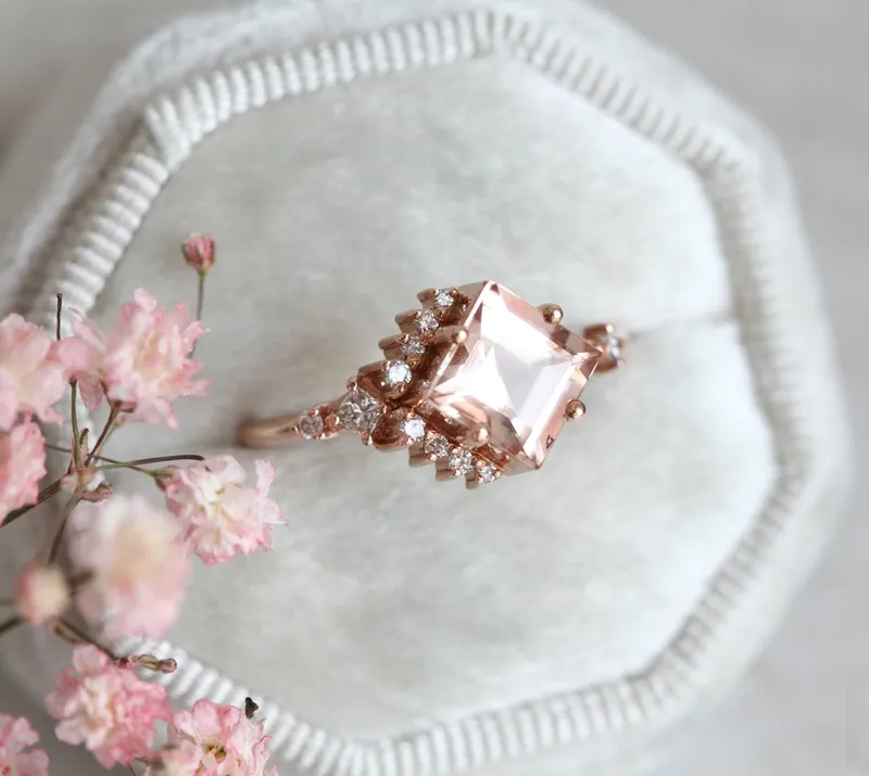 ARIA PEACH MORGANITE & DIAMOND CLUSTER RING vy 6